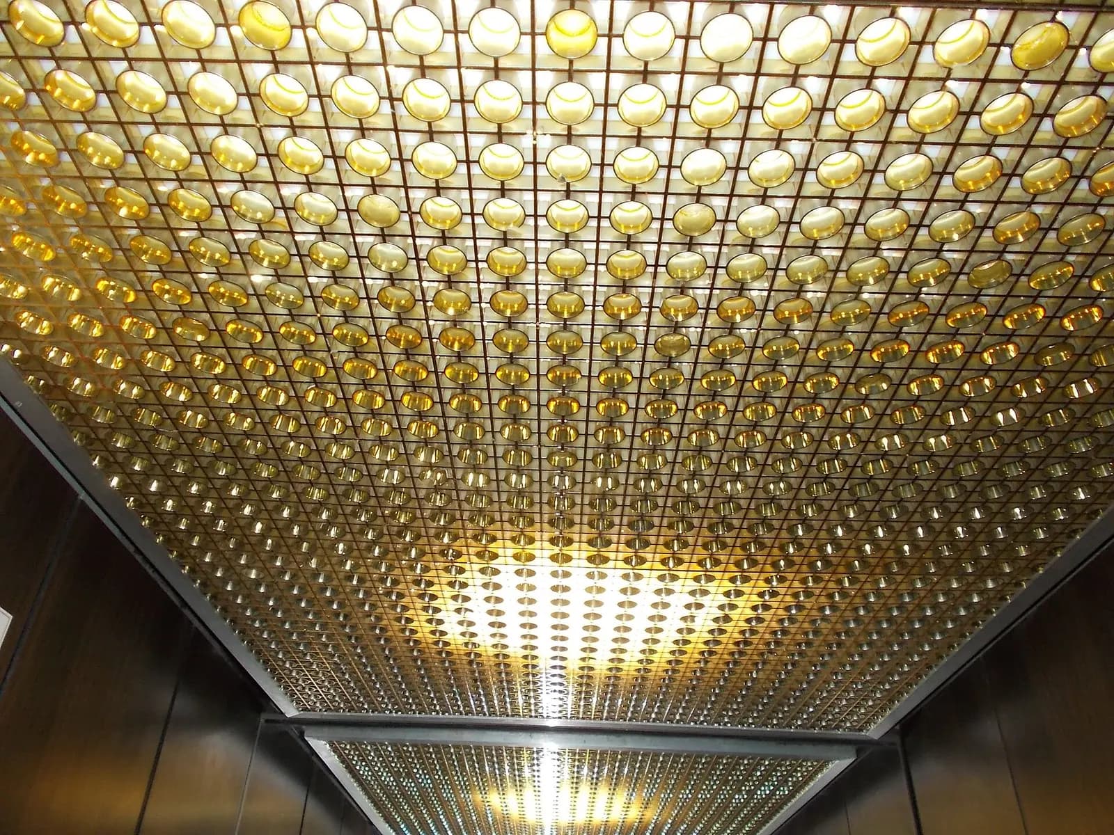 Government buildings: installation view 4