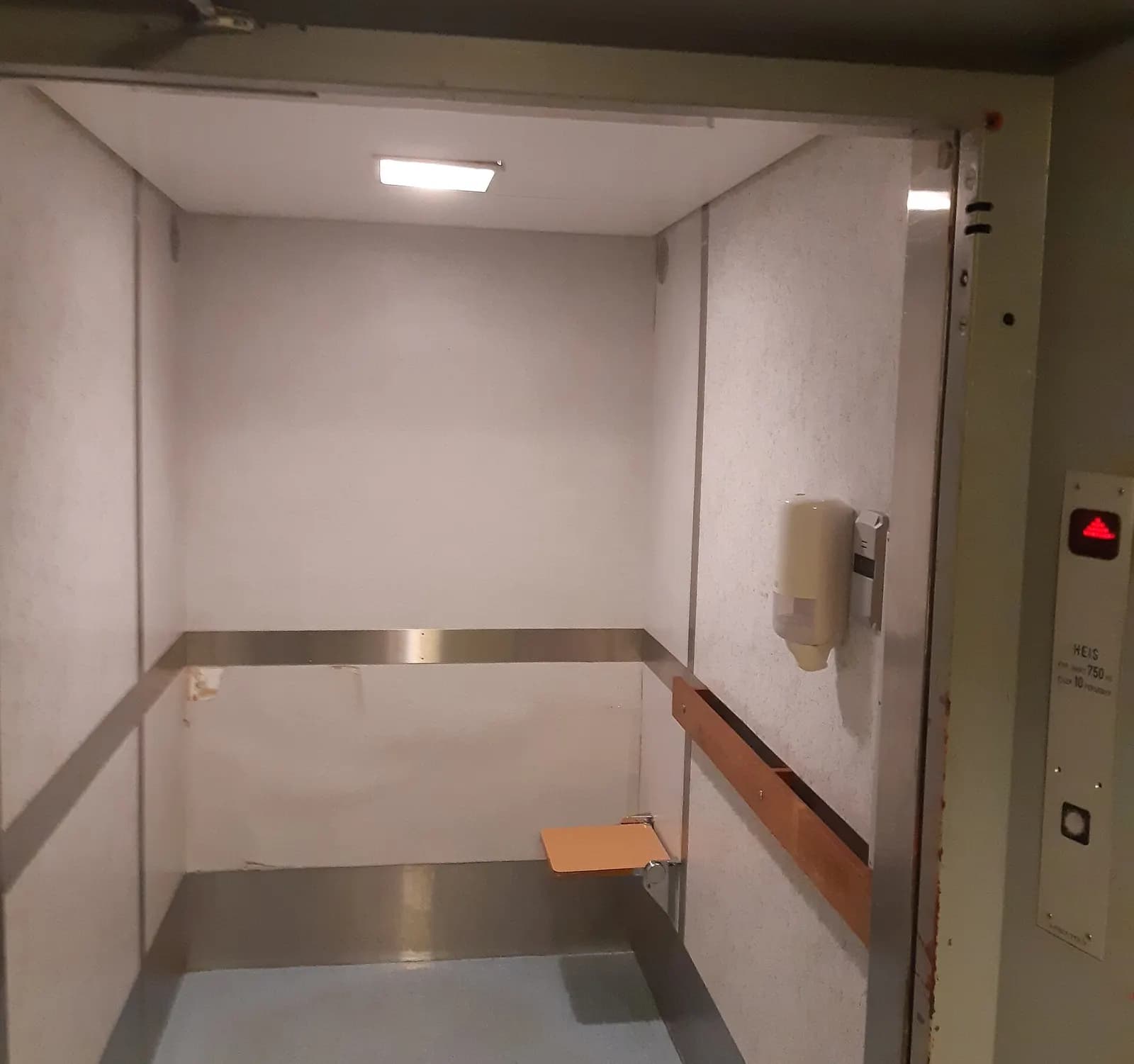 Home elevator by Johnson